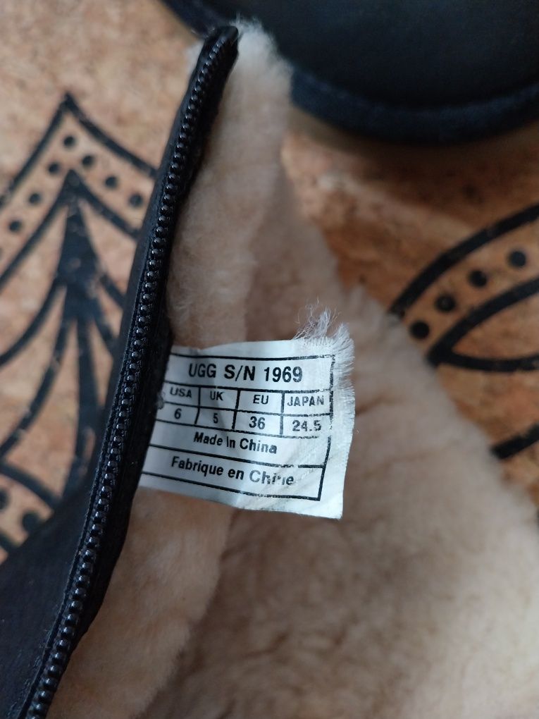 Czarne skórzane kozaki UGG botki śniegowce UGG Australia rozmiar 36