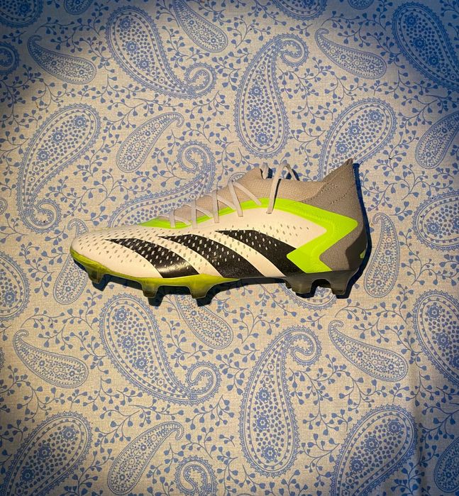 Adidas Predator Accuracy + FG 42