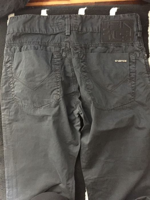 Calças energie novas e originais.tenho tam 30 e 31