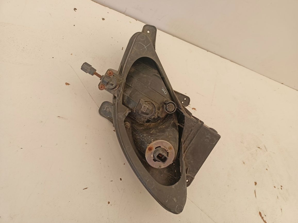 Hyundai I20 I halogen prawy przód przedni