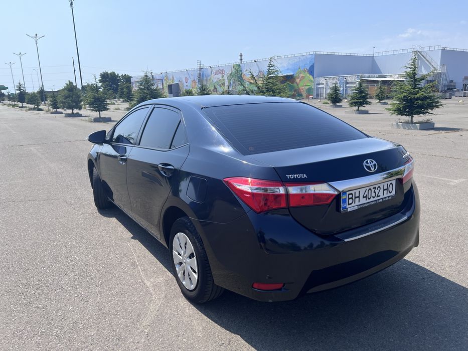 Toyota Corolla 1.33 2013 р. 6-мех.