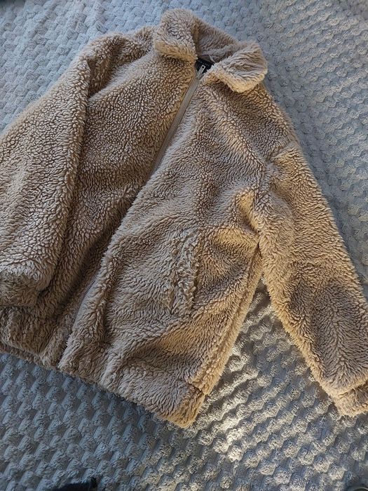 Жіноча шубка М розмір