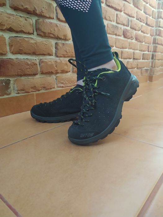 Кроссовки женские Lytos