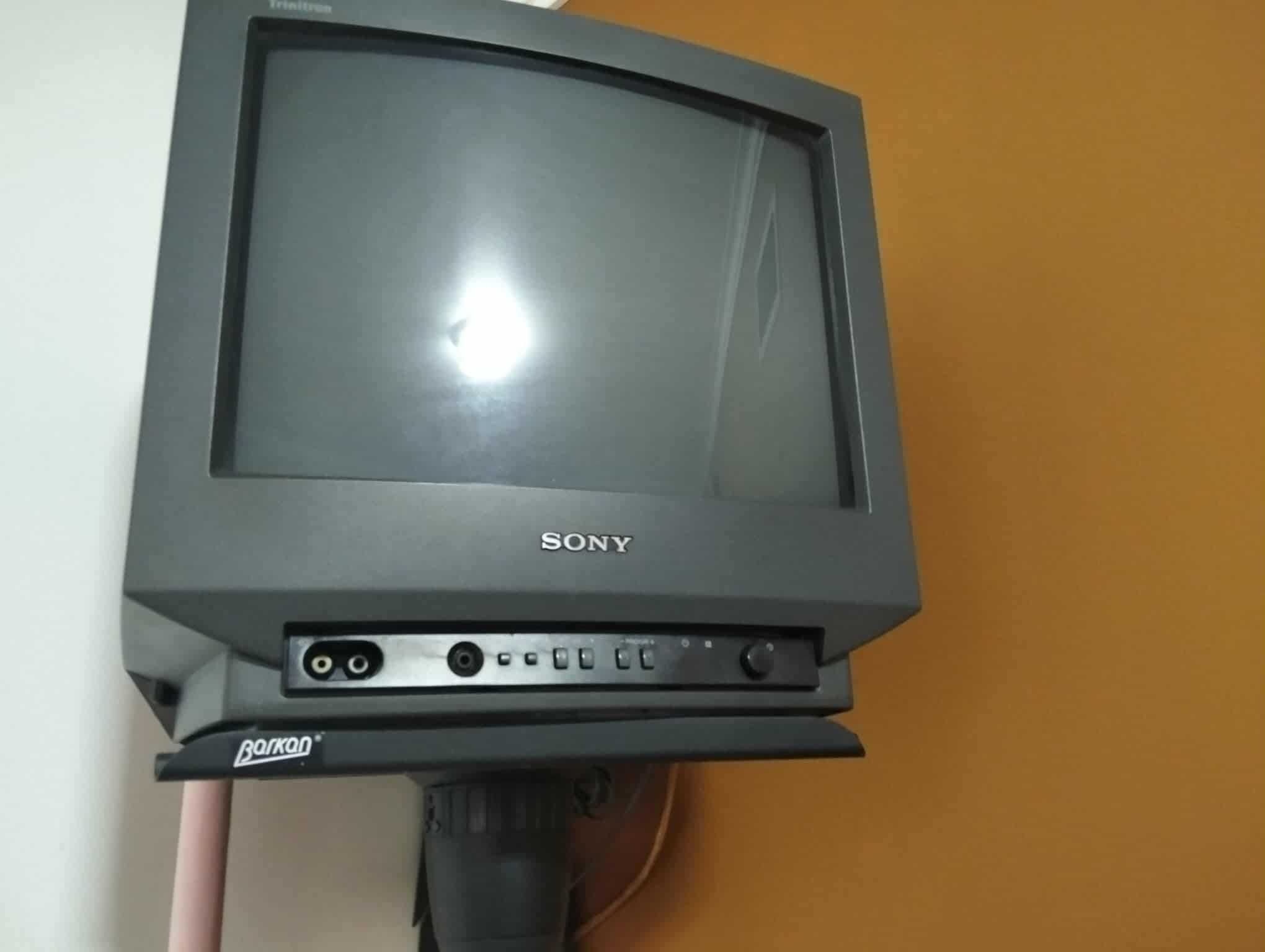 Vendo televisão Sony