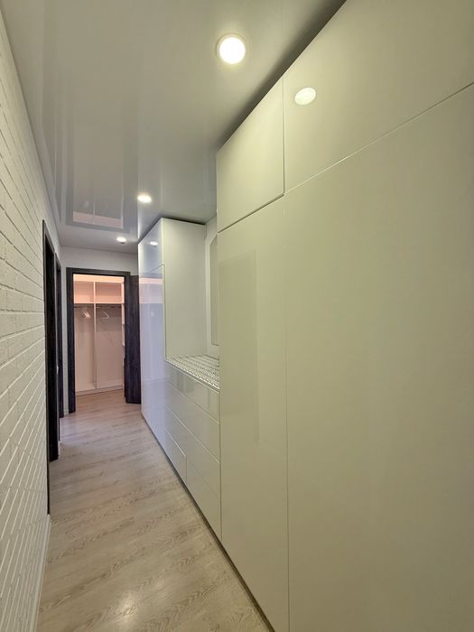 Реальна ! 2х кім квартира проспект Б.Хмельницького 30 / Поля / Центр