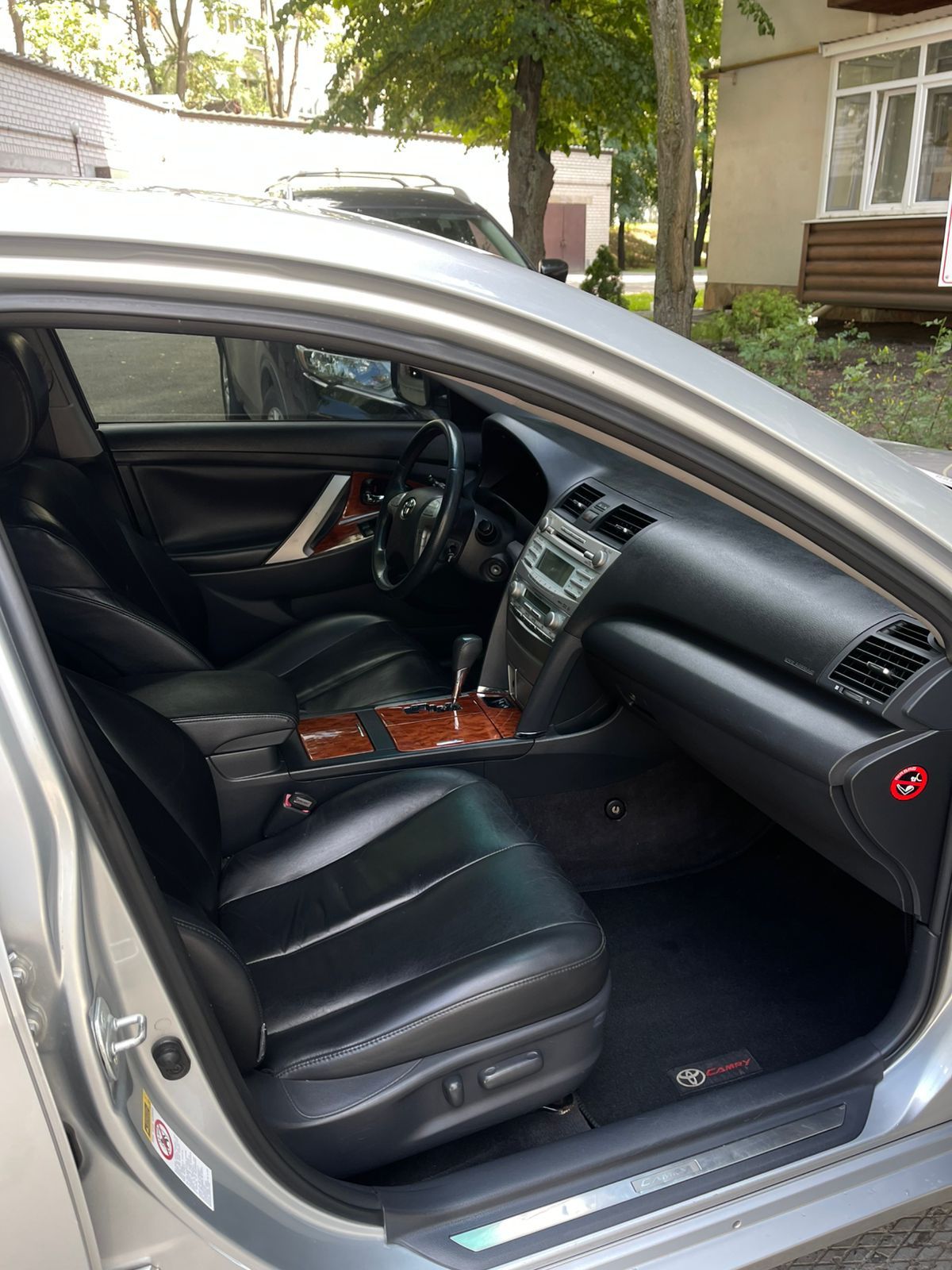 Продам Toyota Camry 40, АКПП, 2.4 в живому стані!!!