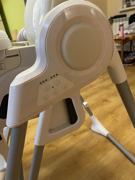 Крісло для годування. Гойдалка.