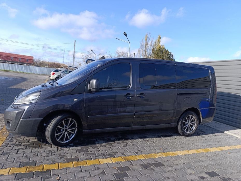 Fiat  scudo long оригинальный пассажир