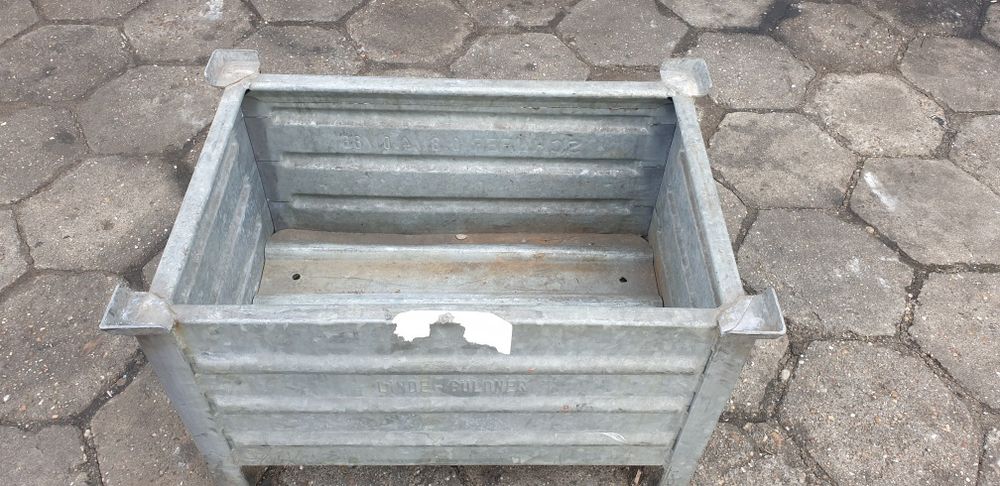 Pojemnik kosz metalowy kontener OCYNK  SCHAFER Box 0.8T Skrzyniopaleta