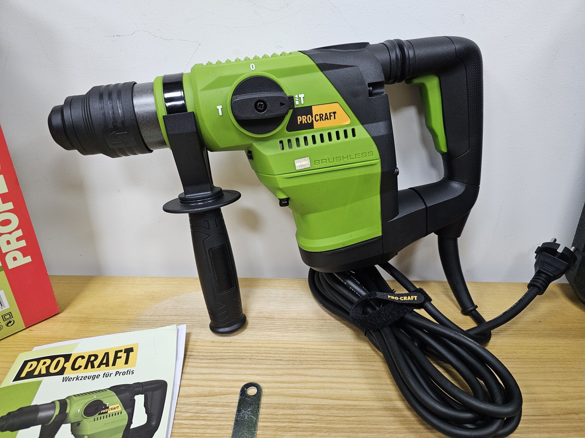 8Дж Перфоратор ProCraft 2100 Бесщеточный двигатель Гарантия 36мес