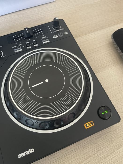 Pioneer DJ DDJ-REV1 Controladora DJ