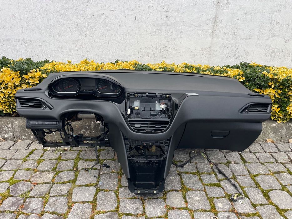 Peugeot 208 Tablier