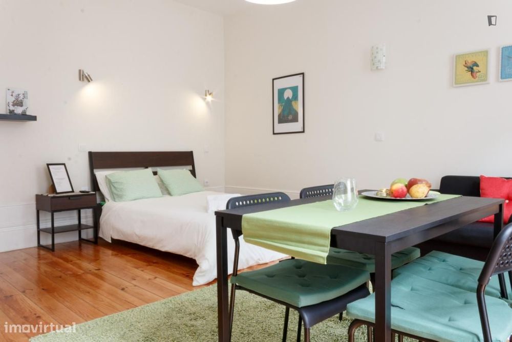 Estúdio - localizado em Bonfim Porto