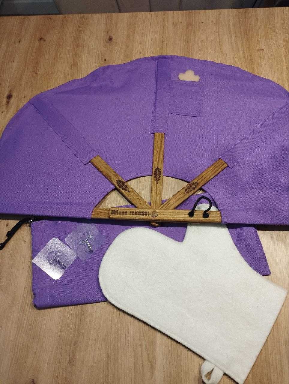 Wachlarz do sauny wykonany z dębu i bawełny 100% 90 cm na 45 cm.