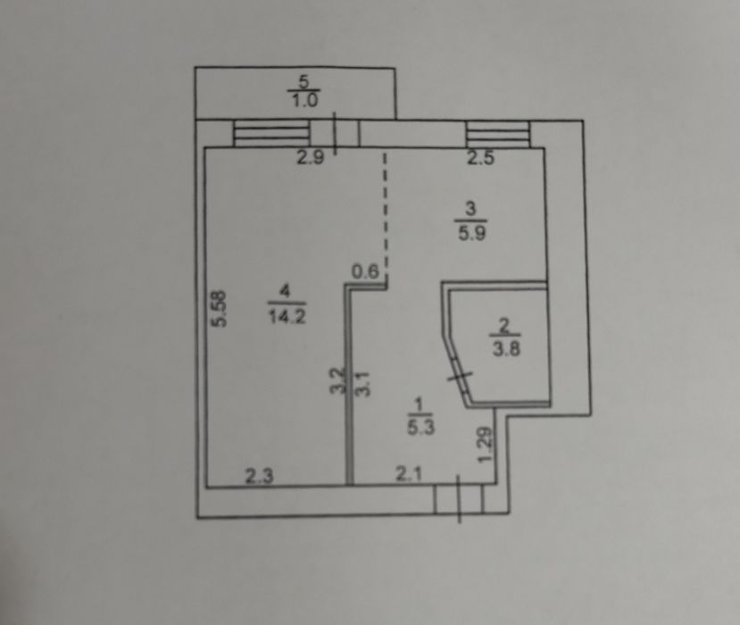 Продам 1 квартиру - студіо в центрі міста Сміла. Сертифікат - так.