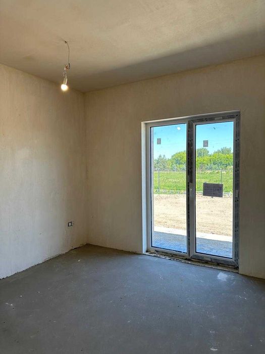 Окремостоячий будинок з гаражем під Варшавою