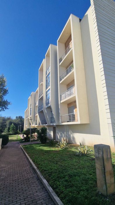 Apartamento T3 renovado para arrendar em Santo Tirso