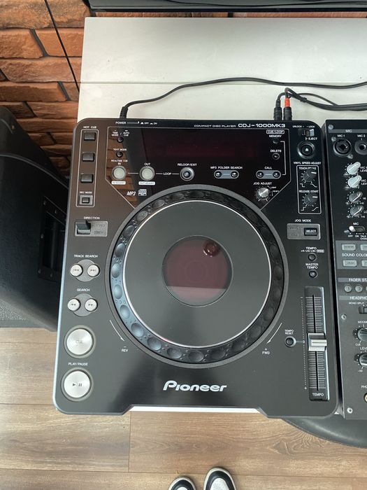 Sprzedam Mixer Pioneer  DJM-800 i 2 CD playery