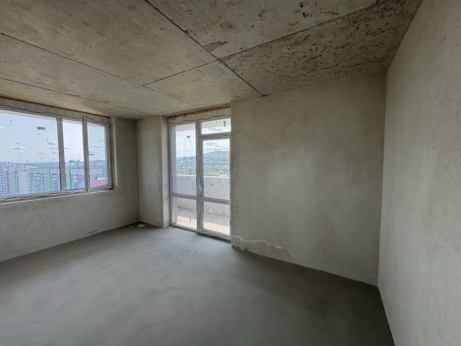 Продаж 3кімн.квартира вул. Тракт Глинянський, новобудова.