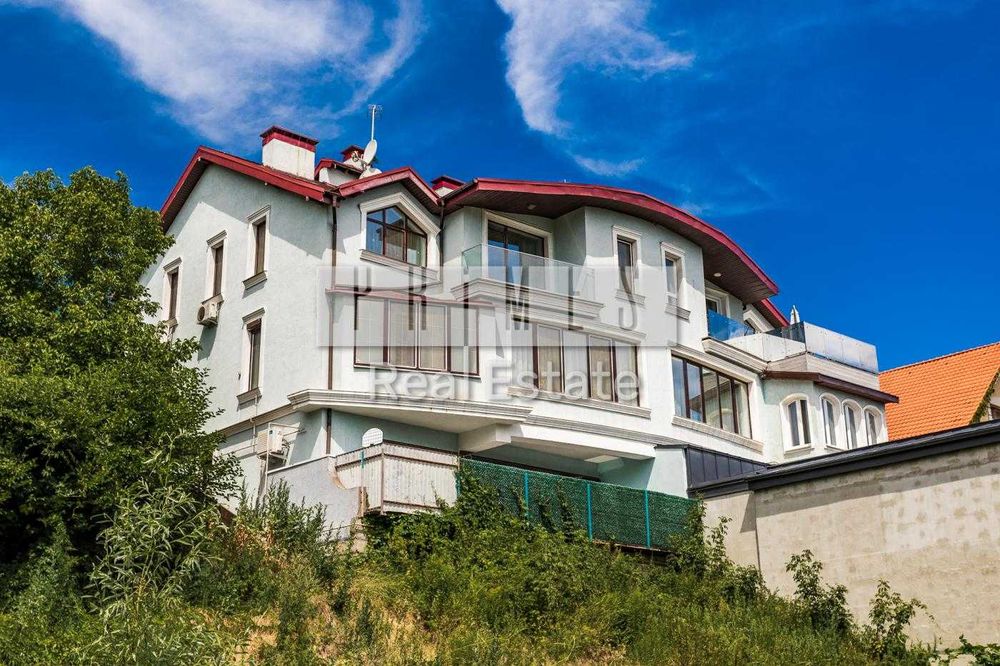 Продажа дома 333м2, ул. Локомотивная, Батыева гора, Соломенка