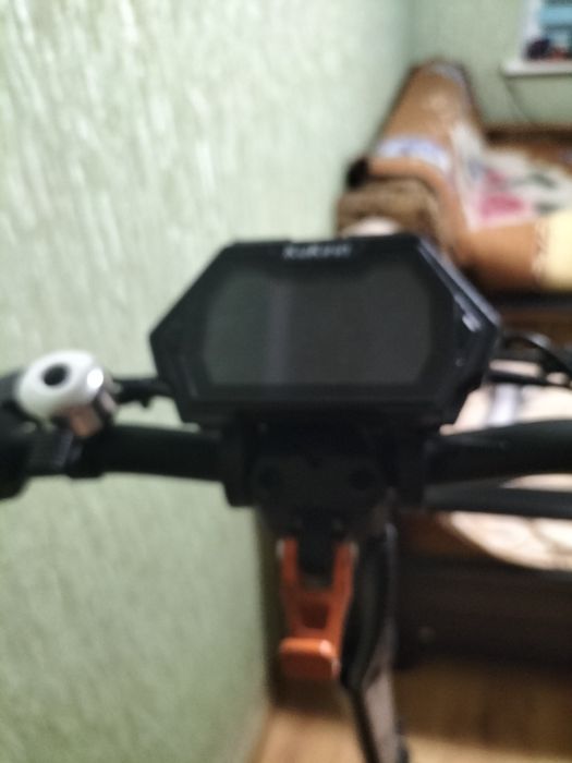 Продаю елетросамокат g 2 master
