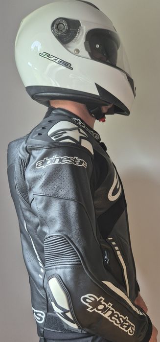 Kurtka motocyklowa alpinestars z garbem stan idealny. Model EN13595-1