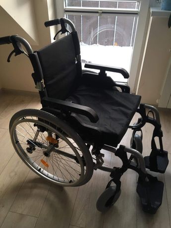 Sprzedam nowy wózek inwalidzki!