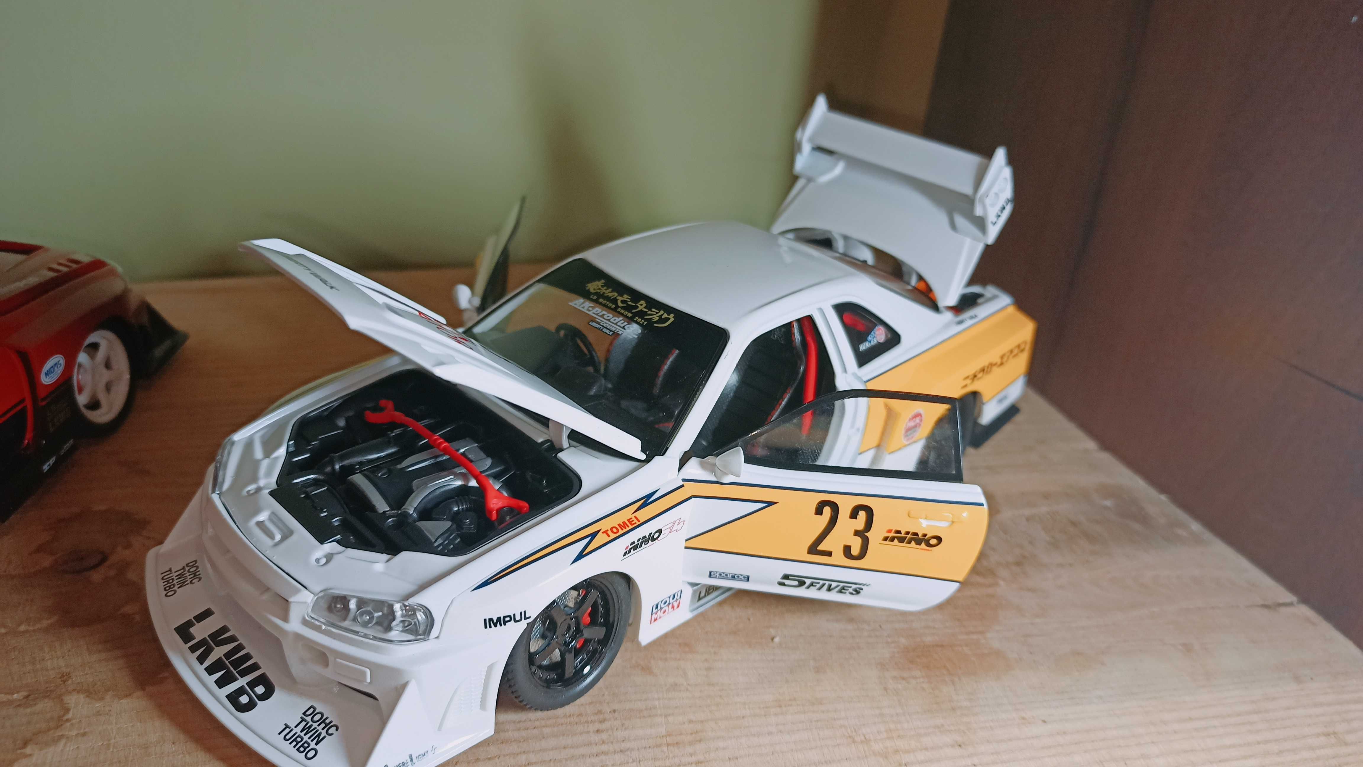 Nissan Skyline GT-R R34 Модель 1:24 розмір як у Jada