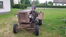 Traktor sam samoróbka es z silnikiem c330