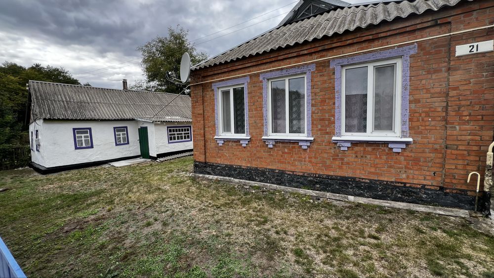 Продається будинок  в  селищі Чутове