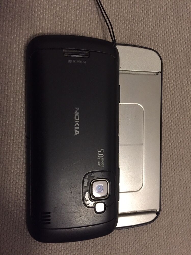 Nokia C6