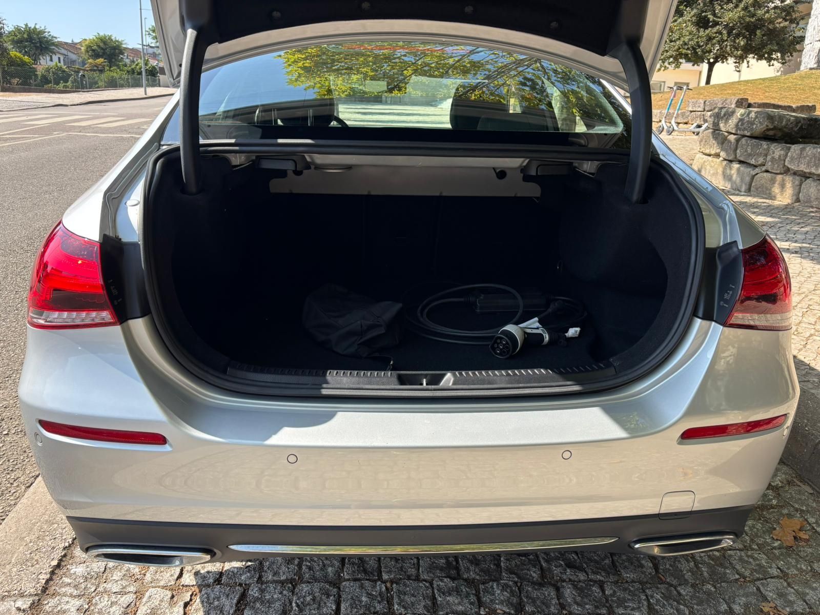 2020 Mercedes-Benz classe a250e limousine