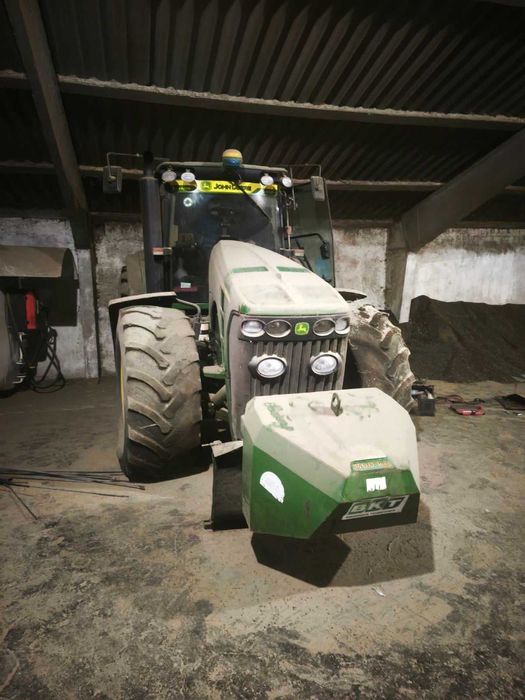 Трактор колёсный  John Deere 8130