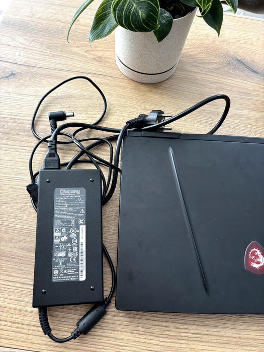 Laptop MSI GL65 Leopard 9SDR – i7 / 32GB RAM / GTX 1660 Ti / SSD + HDD