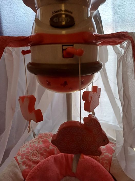 Fisher price. Huśtawka z projektorem