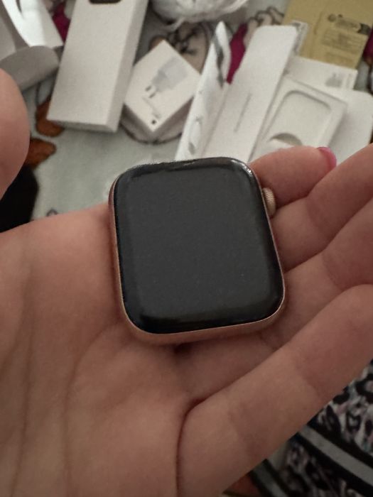 iWatch 44mm SE rosagold