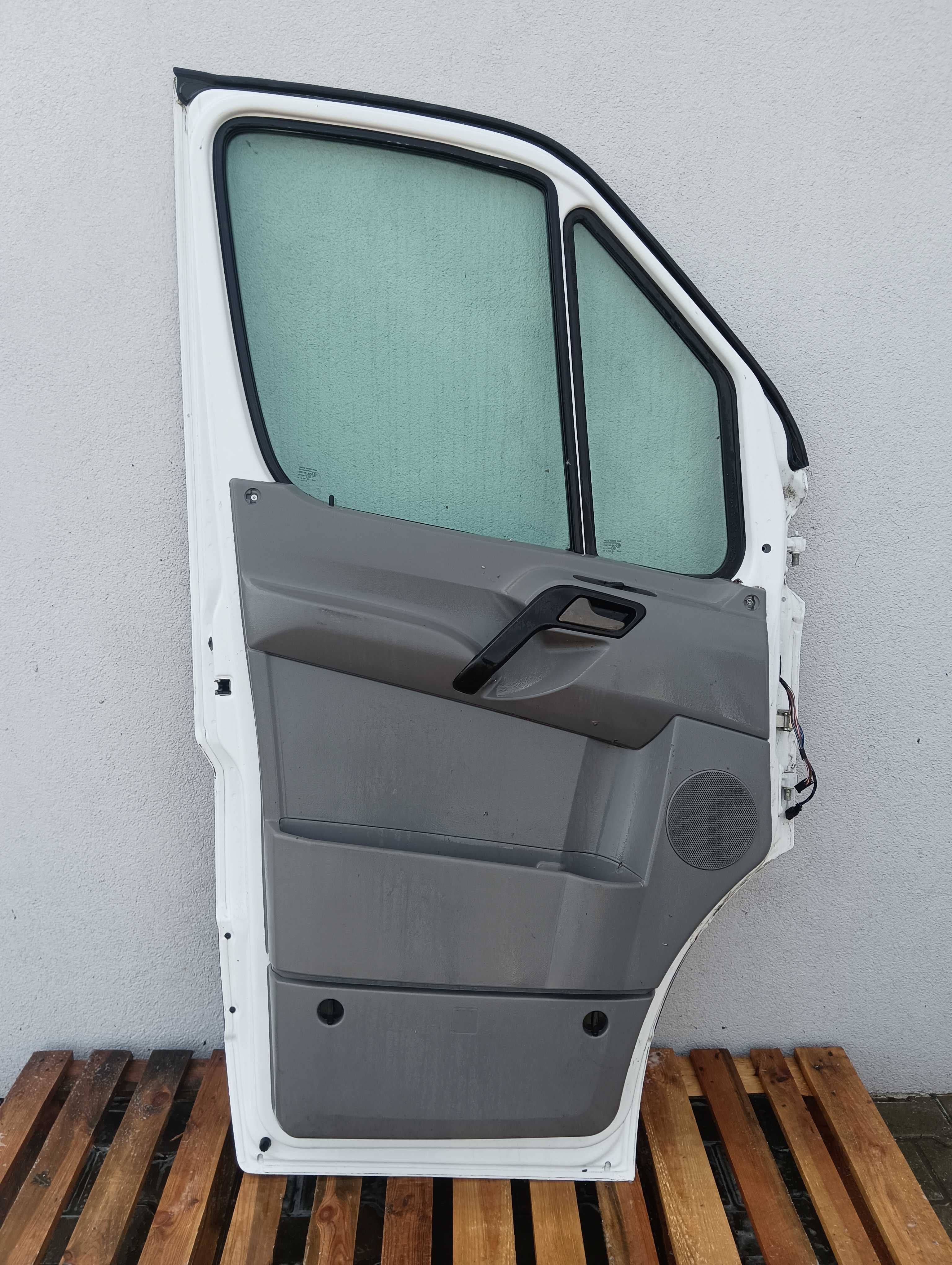 Drzwi Przednie Lewe Mercedes Sprinter W906 A2507-06