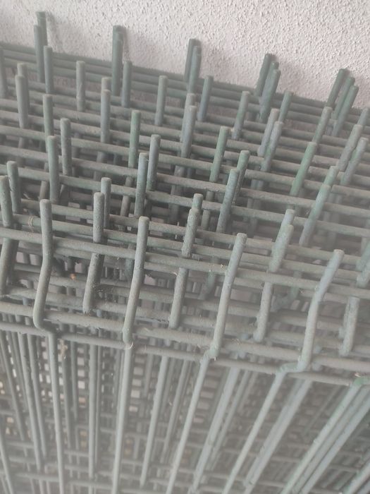 Conjunto de gradeamentos + portões