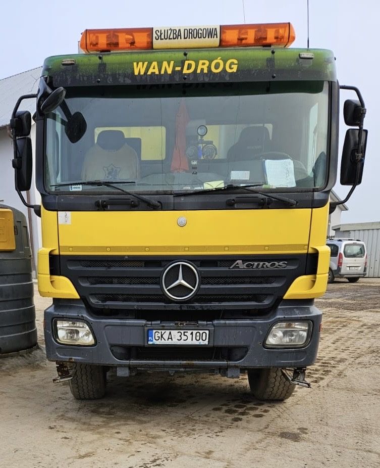 Mercedes actros  4141 8x6 samochód specjany