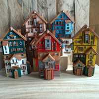 Domki drewniane kamieniczki kolorowe