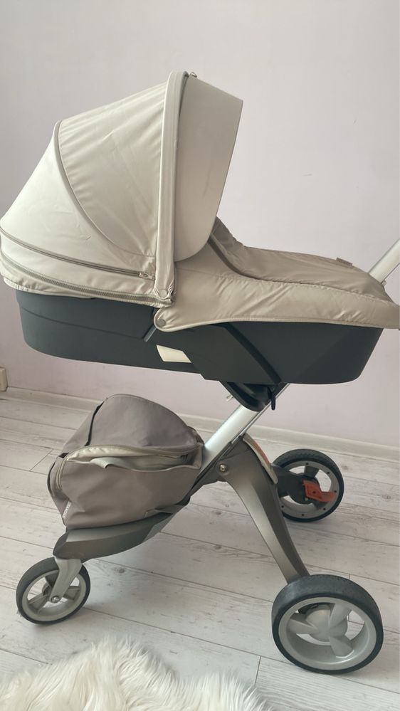 Witam sprzedam wózek Stokke V3