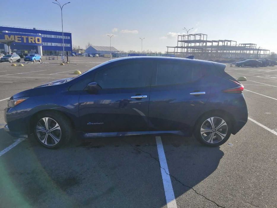 Nissan Leaf SL 2018