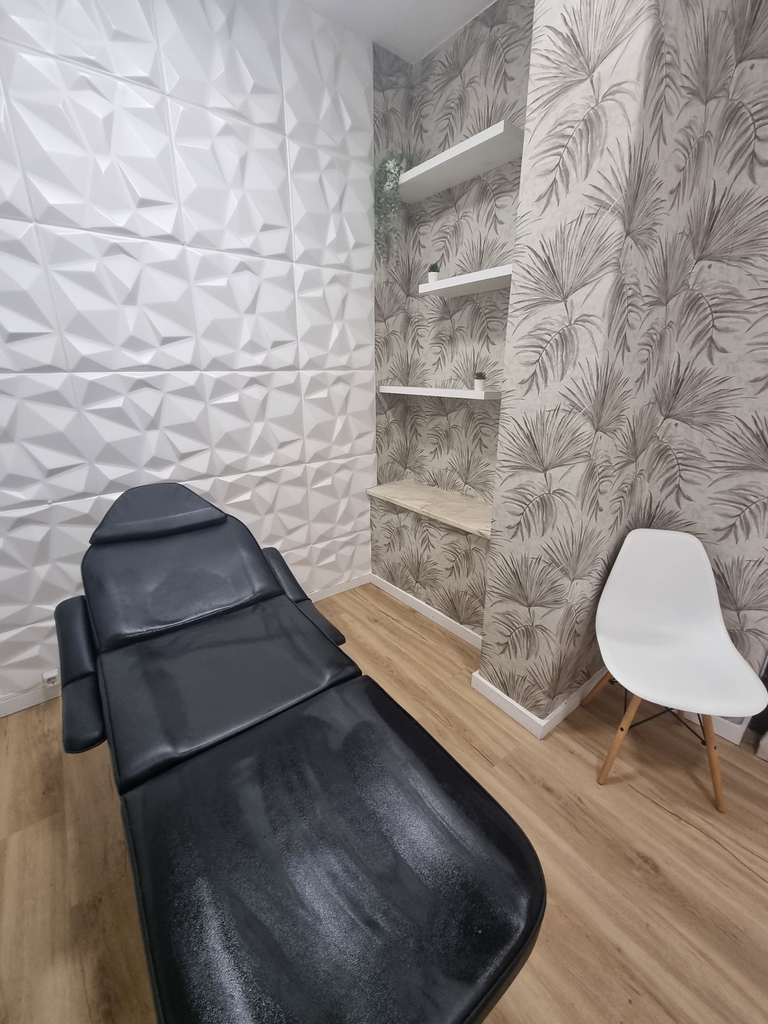 Aluga-se gabinete de Estética no centro de Almada