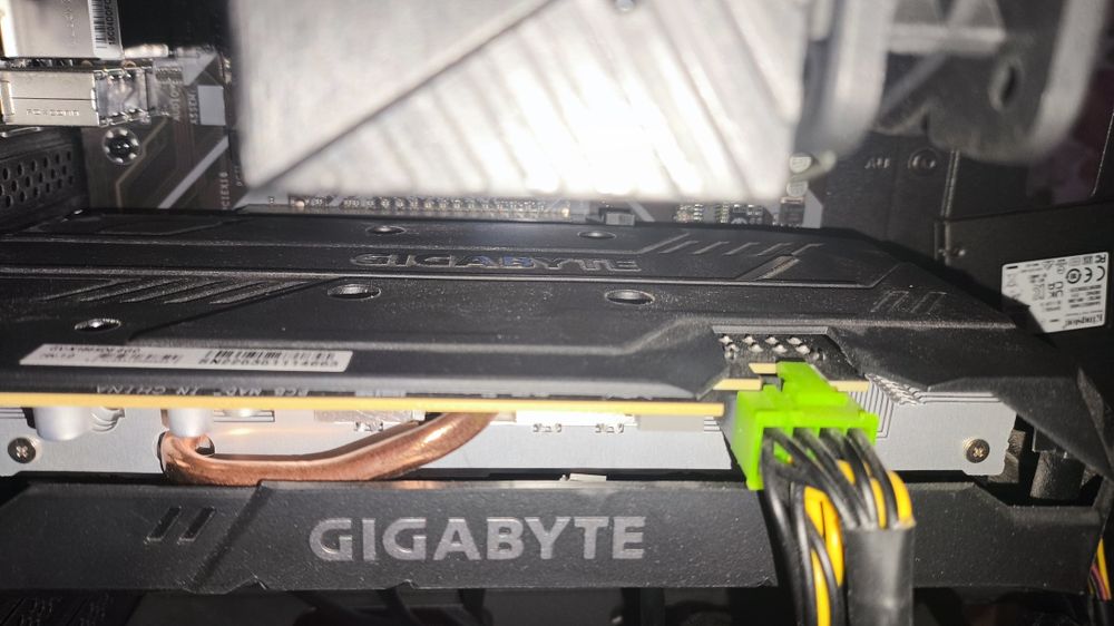 Відеокарта GTX 1660 Super Gigabyte 6gb