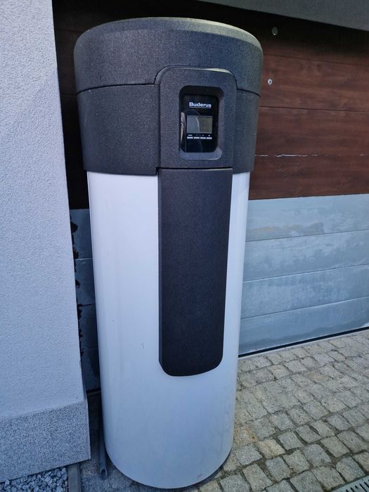 pompa ciepła  powietrze -woda do CWU Buderus Logatherm WPT270/2 I-S