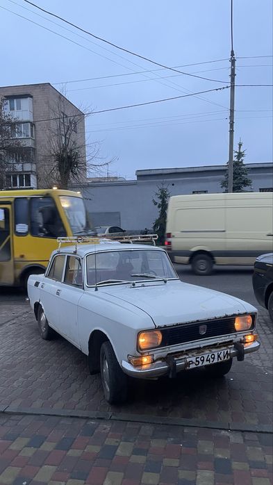 Москвич азлк 2140