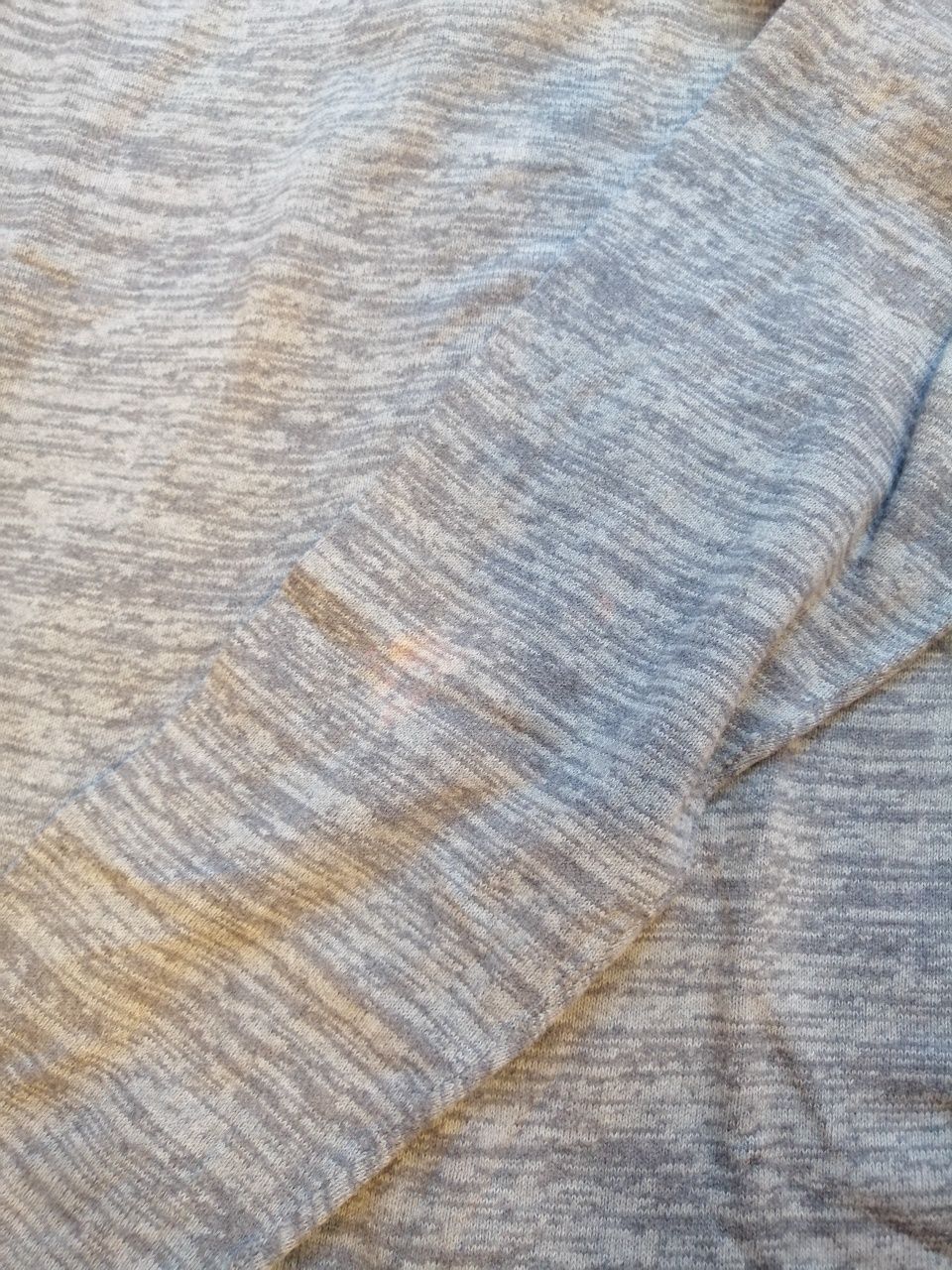 Sweter cienki szary
