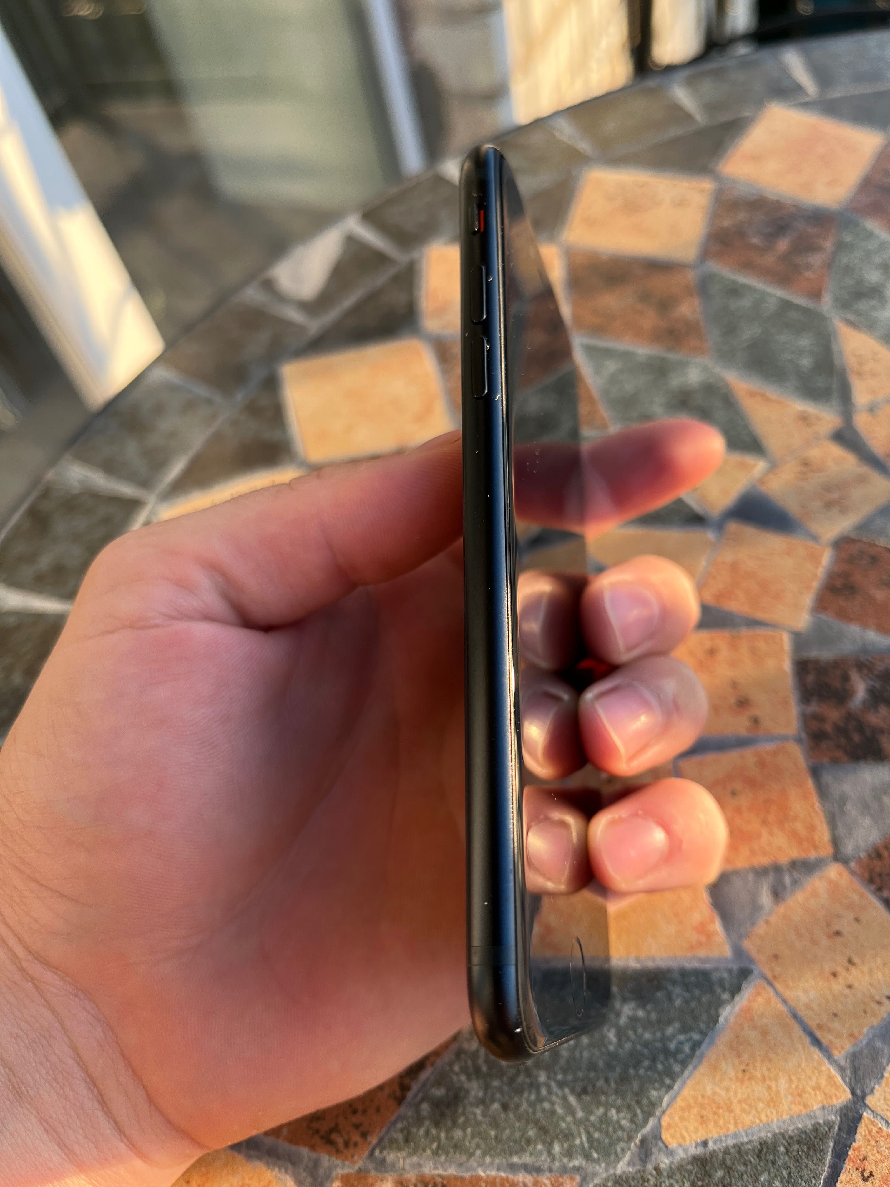 iPhone SE 3 Neverlock 64 gb