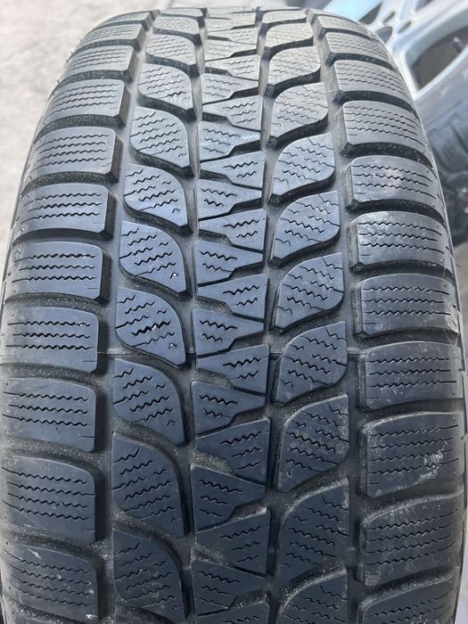 Резина Bridgestone blizzak lm 25 4x4 17'