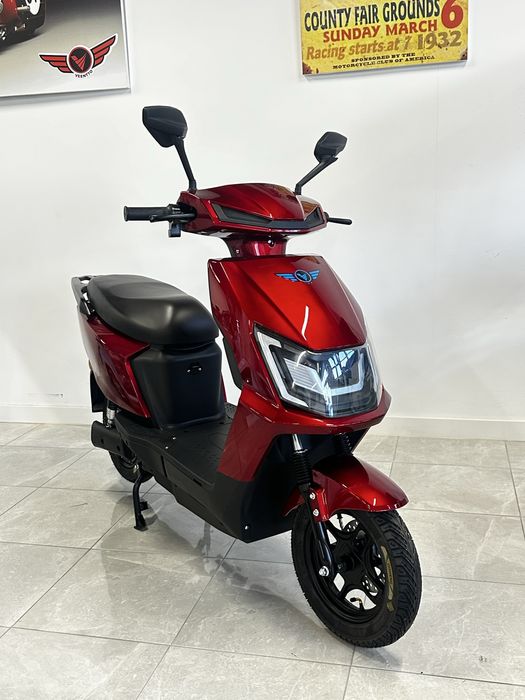 SCOOTER TOPO DE GAMA,sem carta,NOVA 0km,bateria de lítio,TESTE VCMESMO